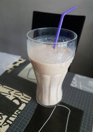 Foto principal de Batido de plátano, avena y canela