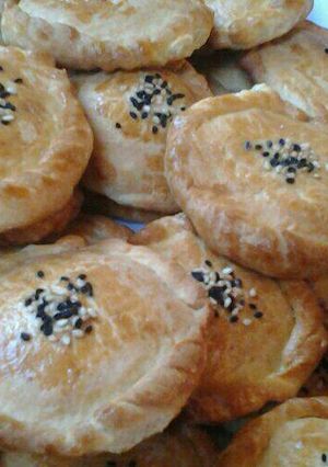 A picture of Savory middle eastern Biscuits.