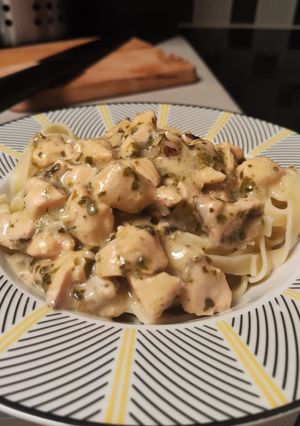 Spenótos lazacos tagliatelle recept fotója