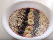 Una foto de licuado de banana súper fácil