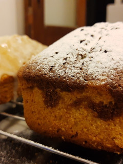 Una foto de Budín marmolado con corazón de Dulce de leche