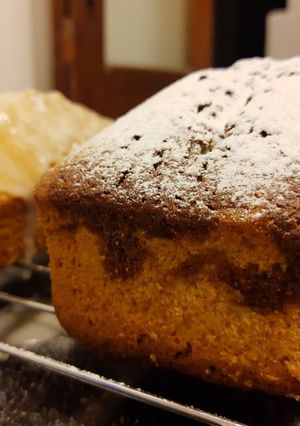 Una foto de Budín marmolado con corazón de Dulce de leche