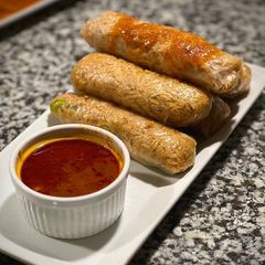 A picture of Chicken Rice Paper Wraps🍗.
