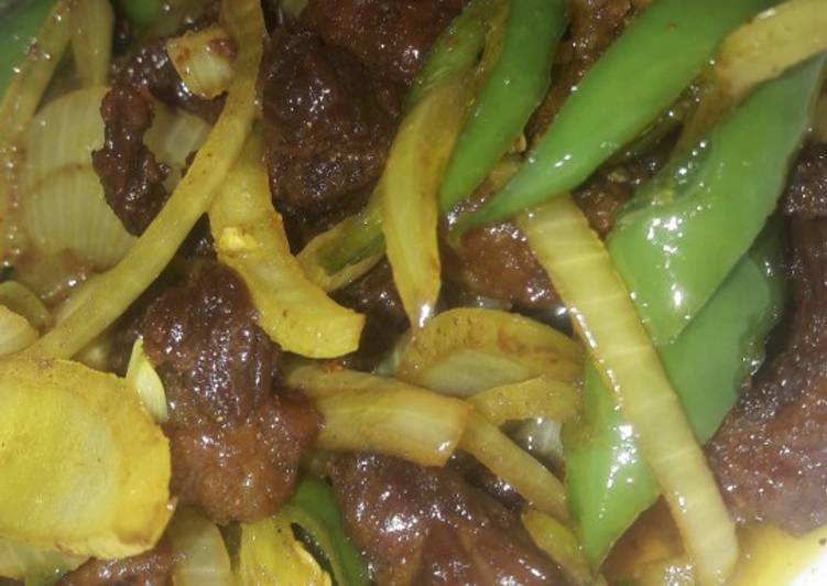 Daging goreng kunyit