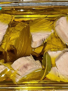 Una foto de Lomo de Albacora (Tunido) en Aceite de Oliva Virgen Extra