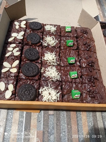 Langkah Mudah untuk Menyiapkan Resep Fudgy brownis shiny crust glowing anti gagal super lembut yang Sempurna Anti Ribet, Mantap