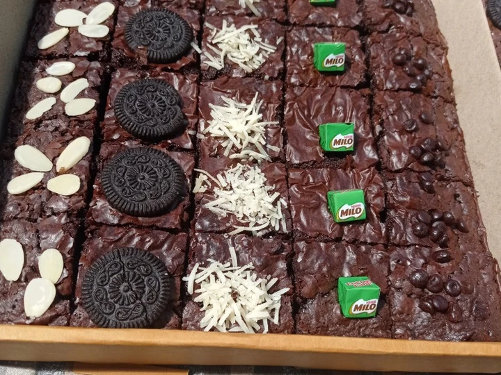 Langkah Mudah untuk Menyiapkan Resep Fudgy brownis shiny crust glowing anti gagal super lembut yang Sempurna Anti Ribet, Mantap