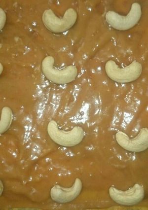 صورة لوصفة كيك بحشوة الكيري