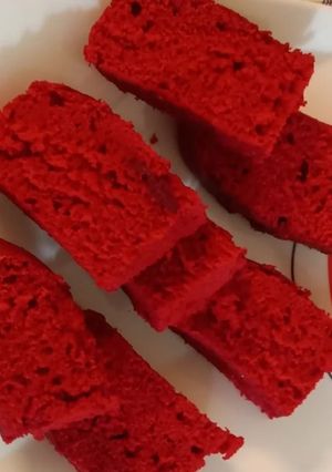 A picture of Red velvet cake for my Ma.