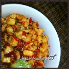 A picture of Kentang Teri Balado.
