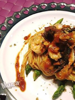 牛肝菌大蝦磨菇意大利麵 的食譜成品照片