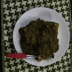 A picture of Yam porriage with vegetable.