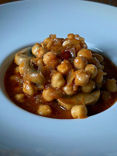 Una foto de Garbanzos a la Toscana