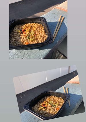 Una foto de Fideos Instantáneos con Kimchi
