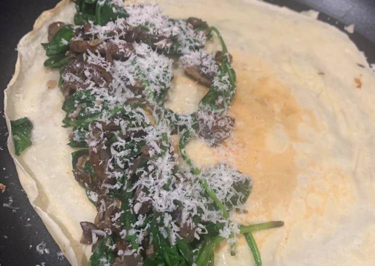 Recipe of Homemade Spinach and mushroom crepe / pancake filling