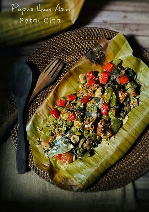 Foto resep Pepes Ikan Asin Petai Cina