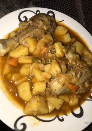 A picture of Chicken potato casserole.