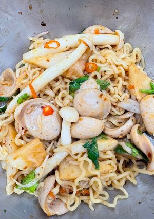 Foto resep Yum Mama (Thai Noodle Salad)