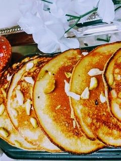 मैदे और केले का पैैैनेेकक (Maida aur kele ka pancake recipe in hindi) रेसिपी मुख्य फोटो