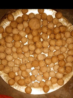 নারকেল নাড়ু (narkel naru recipe in bengali) রেসিপির প্রধান ছবি
