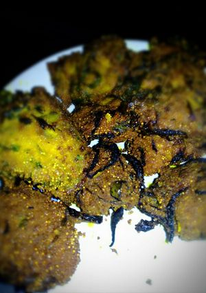 A picture of Fish egg fritters.