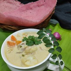 A picture of Kerala style vegetable stew.