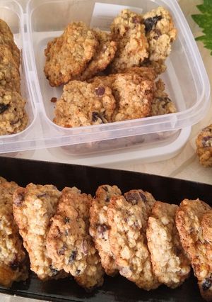 Zabkeksz,aszalt gyümölcsökkel és étcsokival (glutén-és tejmentes) recept fotója