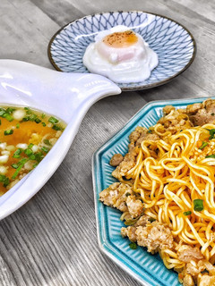 A picture of Spicy Cheese Sauce Mixed Noodles.