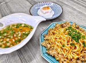 Hình của món Mì trộn sốt phô mai cay.