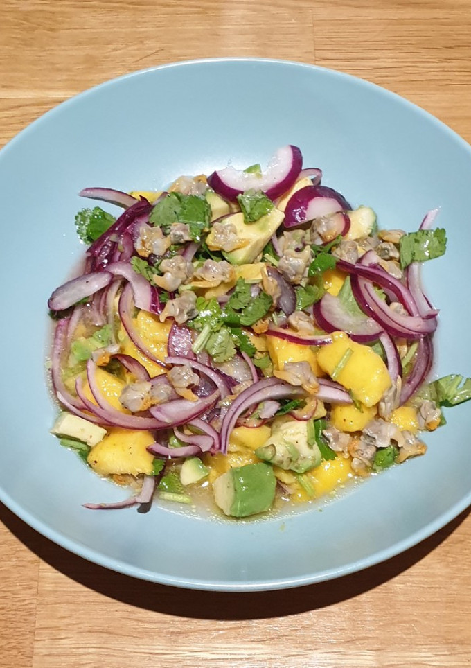 Una foto de Cebiche de berberechos