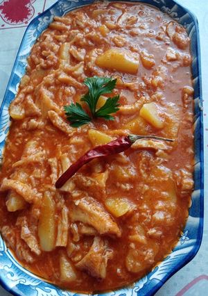 Pacalpörkölt összefőzve krumplival recept fotója