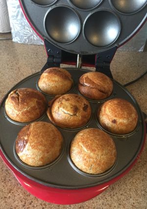 A picture of Oilfree Bread potato rolls.