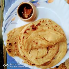 A picture of Ajwain Laccha Paratha.