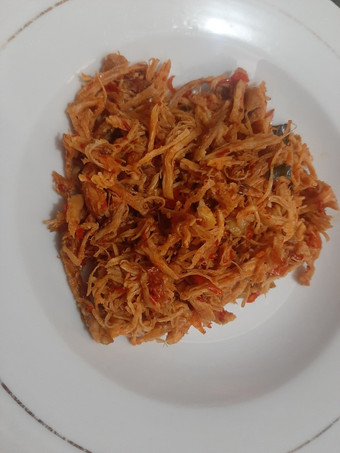 Cara Gampang Menyiapkan Suwir suwir ayam pedas manis Anti Gagal