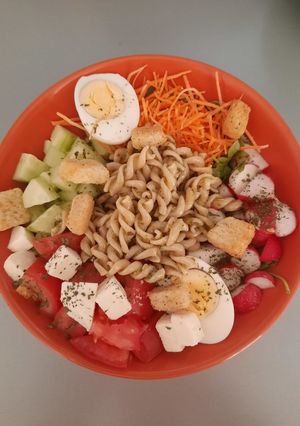 Une photo de Salade complète meli-melo