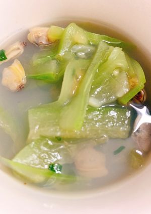 Hình của món Canh bầu nấu ngao.