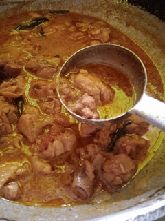 அரியலூர் style சிக்கன் கிரேவி/ chicken gravy recipe in tamil செய்முறை முக்கிய புகைப்படம்