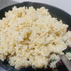 A picture of Brown rice.