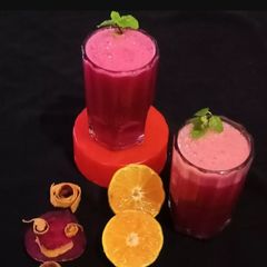 A picture of Beetroot Carrot Juice.