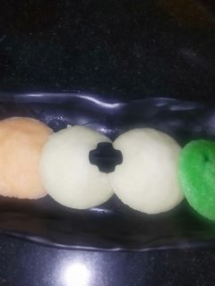 तिरंगा इडली (Tiranga idli recipe in Hindi) रेसिपी मुख्य फोटो