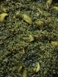 Una foto de Arroz integral negro con sepia