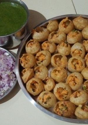 A picture of Instant Pani puri.