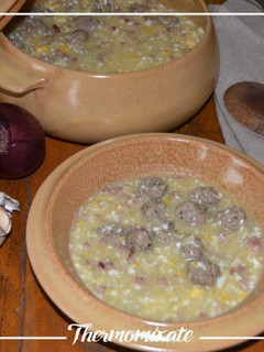 Una foto de Sopa de albondiguillas con Thermomix