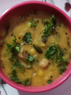 हुलपली (लातूर स्पेशल भाजी) (hulpali recipe in marathi) रेसिपी चे मुख्य फोटो