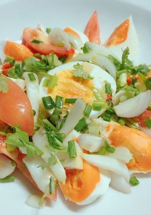 รูปของ ยำไข่ต้ม 🍳ถ้าไม่ชอบ ไข่ดาว