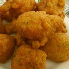 A picture of Moong dal pakodi.