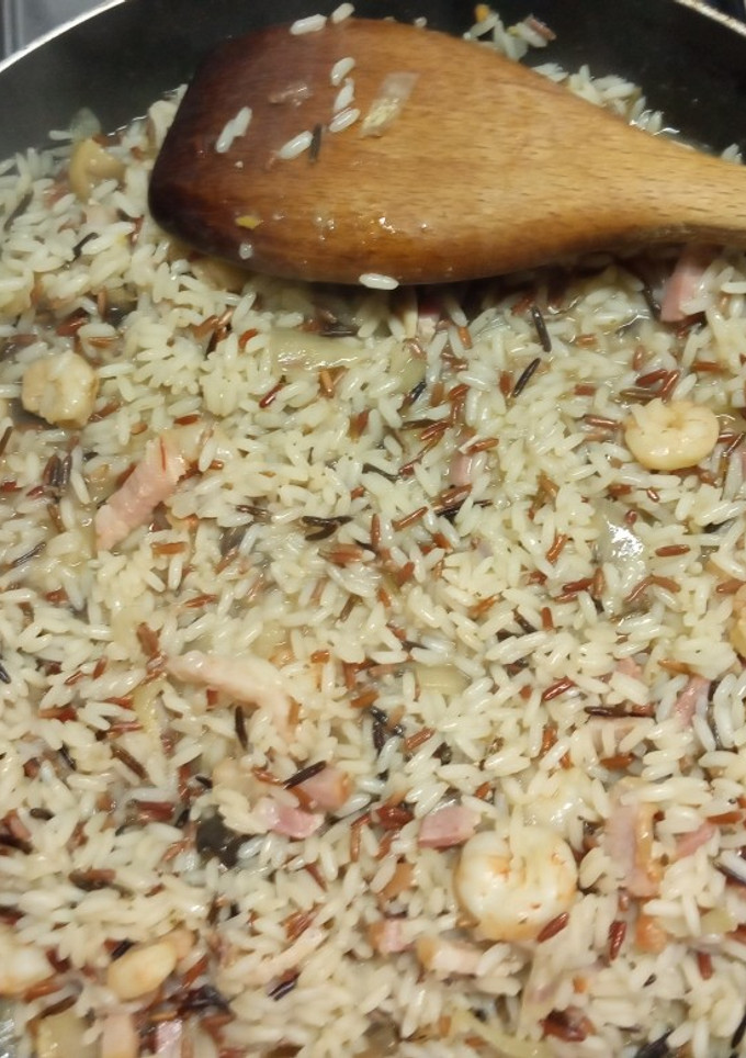 Una foto de Popurrí de arroz picantón