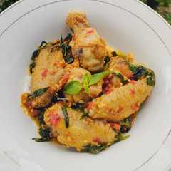 รูปของ Ayam Rica-Rica Kemangi (Simple anak kos) instagram : @spicecraft02
