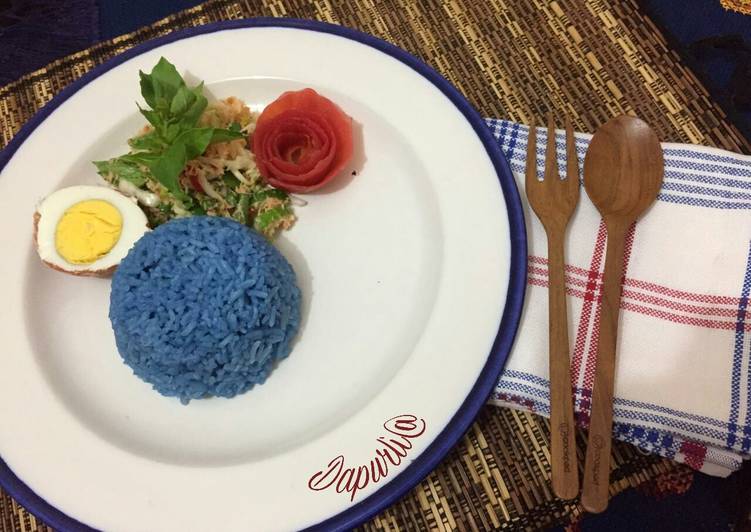 Cara Gampang Menyiapkan Nasi Kerabu, Enak