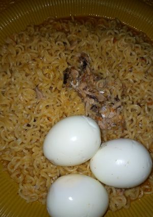 A picture of Noodles.